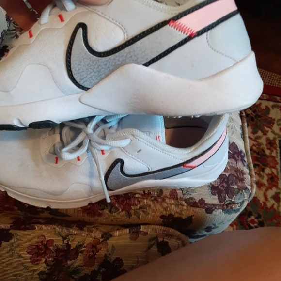 Nike sneaker - Picture 7 of 9